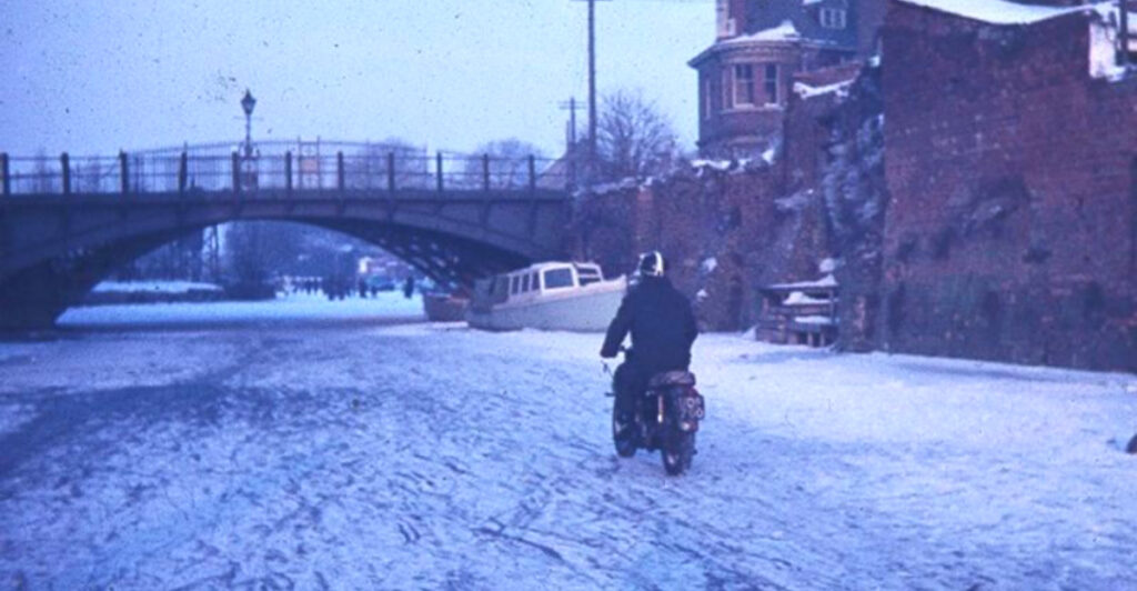 15 Everyday ’70s Winter Habits Banned or Shunned Today