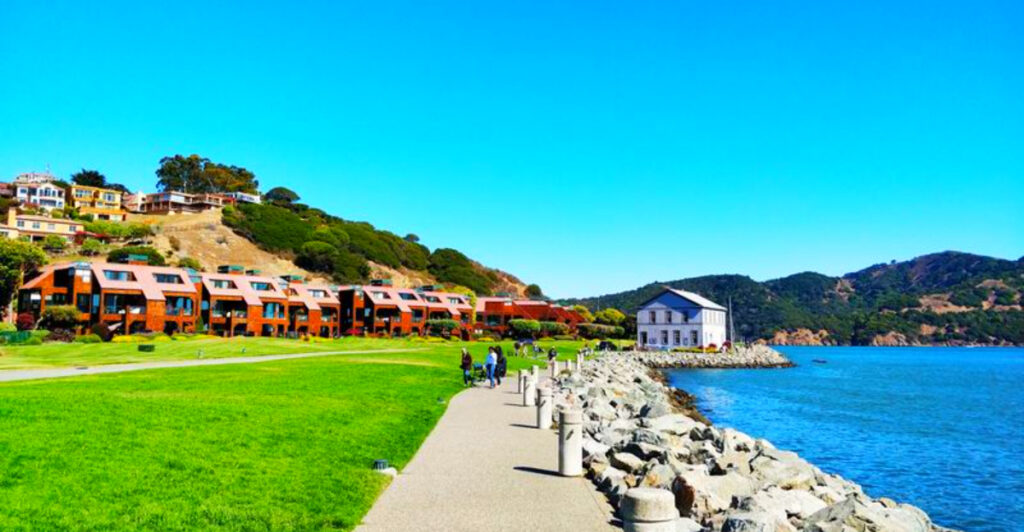 15 U.S. Towns With Shockingly Strict Zoning Laws