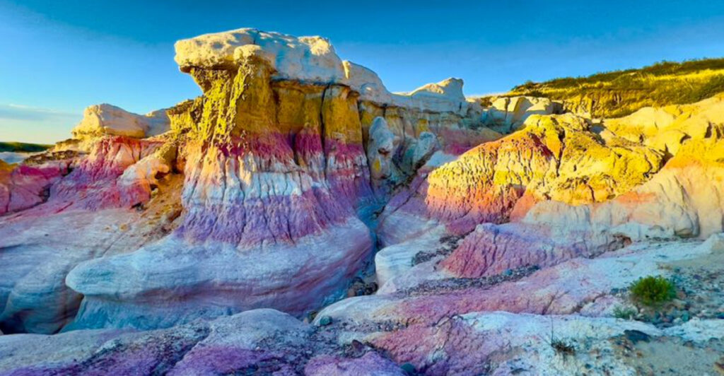 15 Unique Roadside Stops in Colorado That Turn Any Drive Into an Unforgettable Adventure