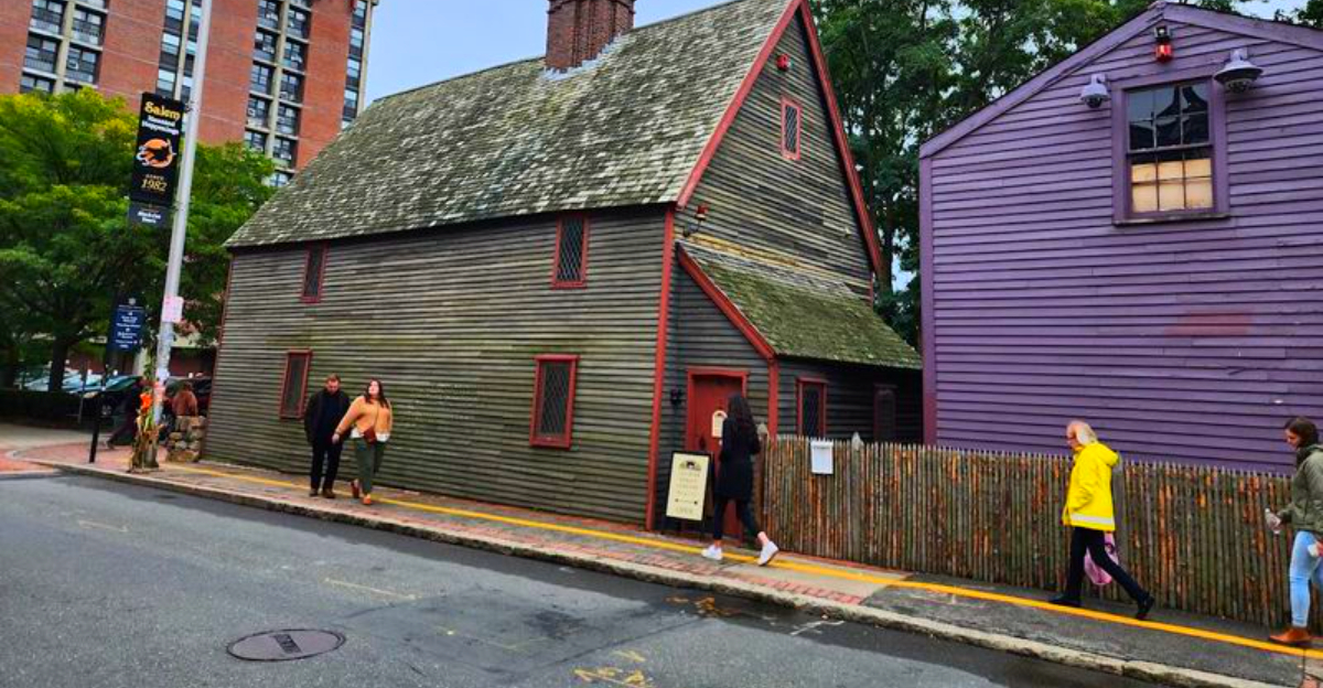 17 Colonial Villages That Still Stand Today