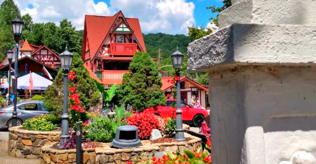 17 Tiny Towns With Massive Tourism