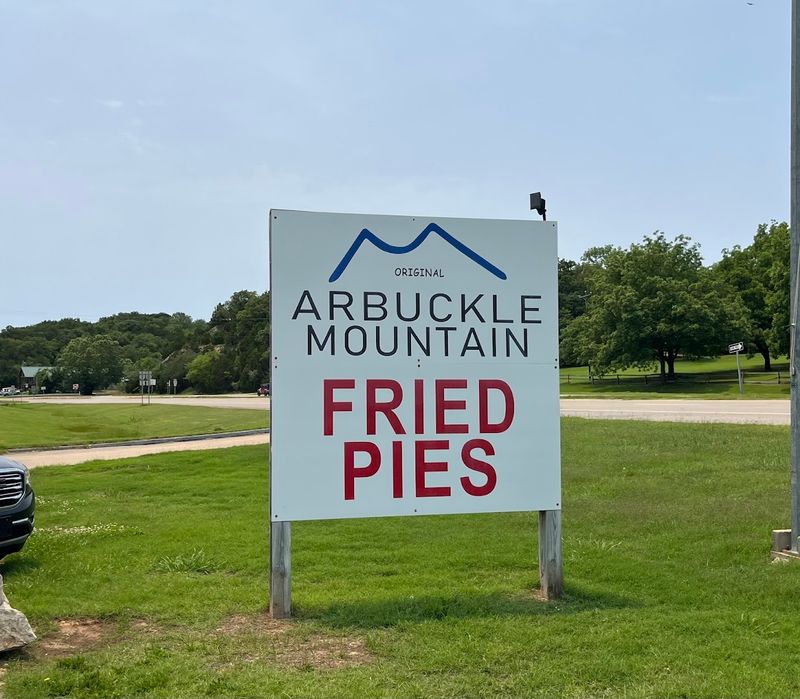 The Route 66 Connection That Keeps Travelers Coming Back