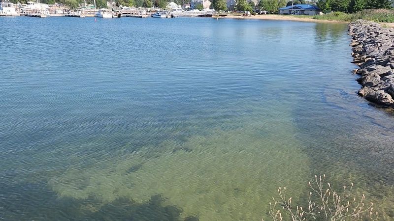 Kayaking to Turnip Rock
