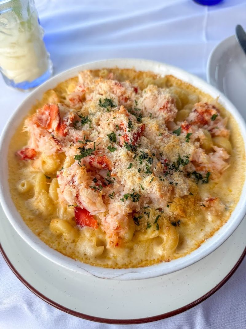 The Seafood Menu That Keeps People Talking