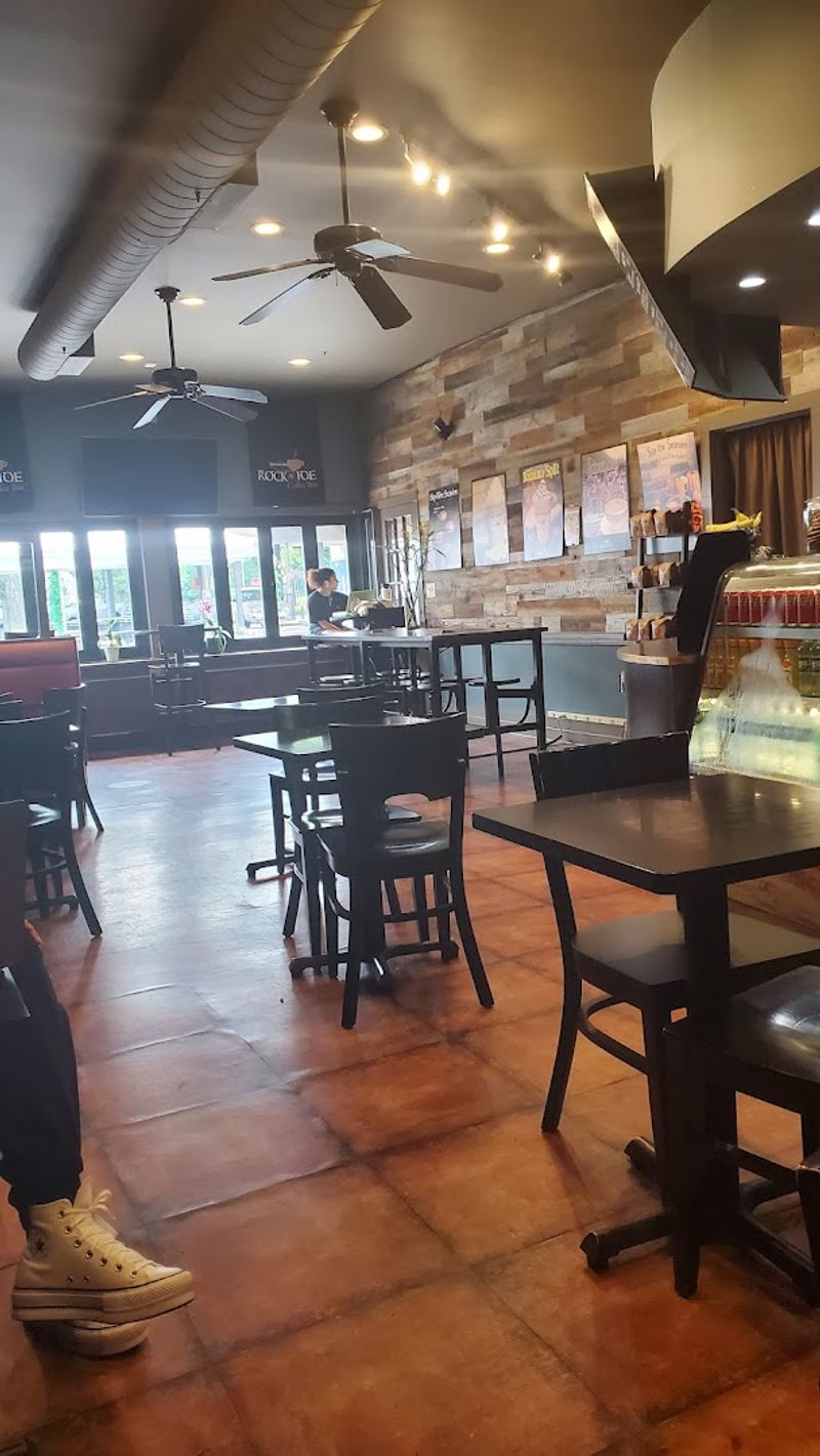 The Atmosphere That Keeps People Coming Back