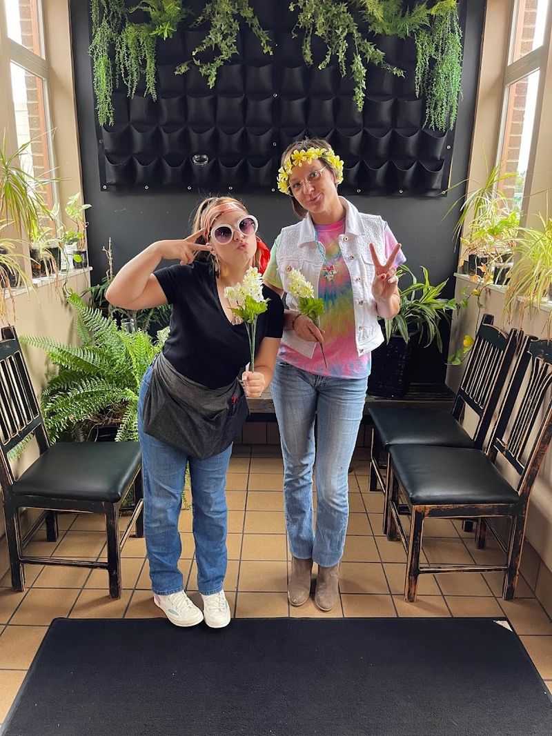 The Staff That Turns First-Time Visitors into Regulars