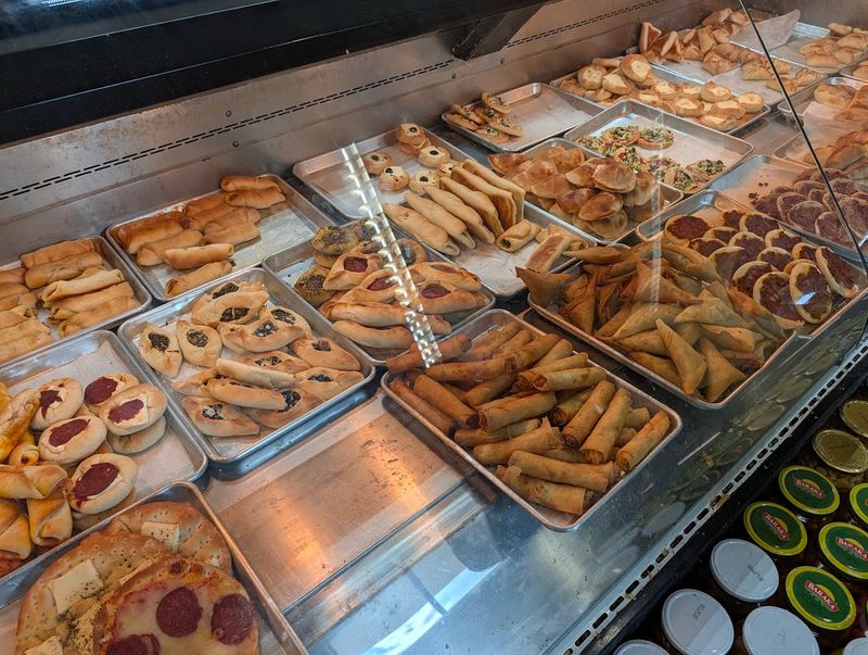 Fresh Juice and Drinks to Go With It All