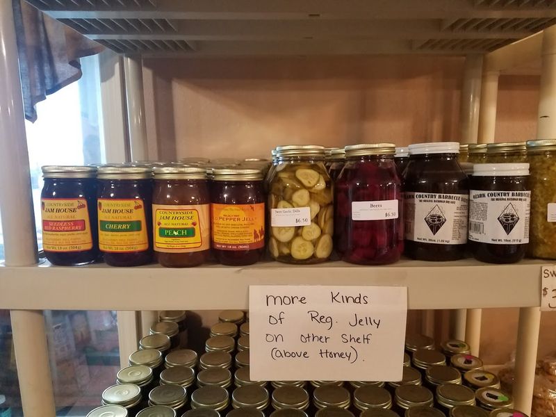 Amish Canned Goods and Baked Items to Take Home