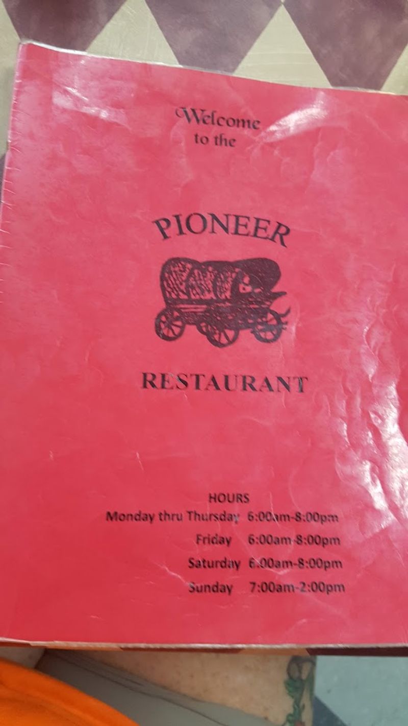 The Hand-Written Menu That Sets the Tone