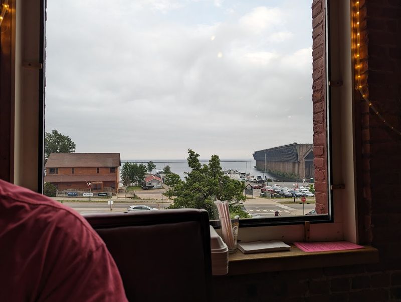 The Lake Superior View That Earns Its Own Reputation