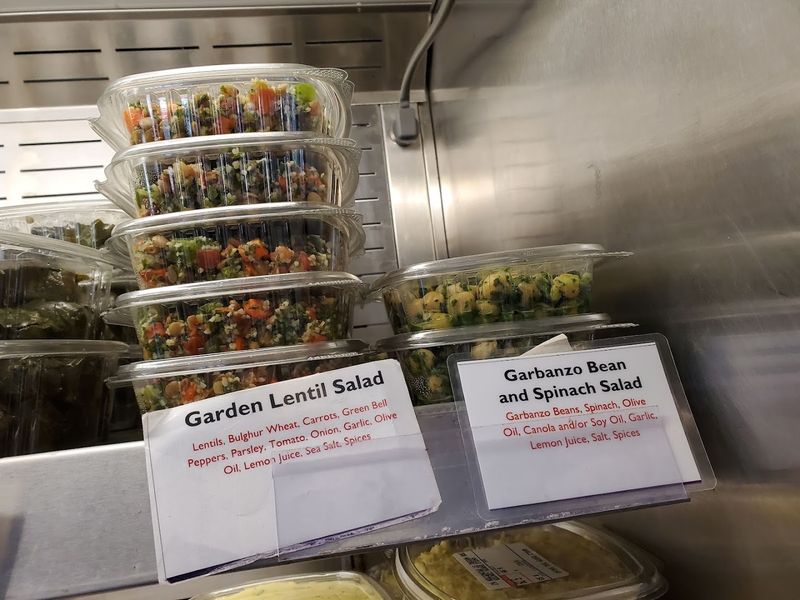 Fresh Juice and Quick Healthy Bites