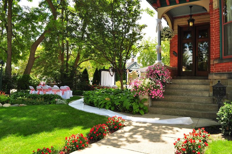 The Story Behind the 1886 Redbrick Mansion