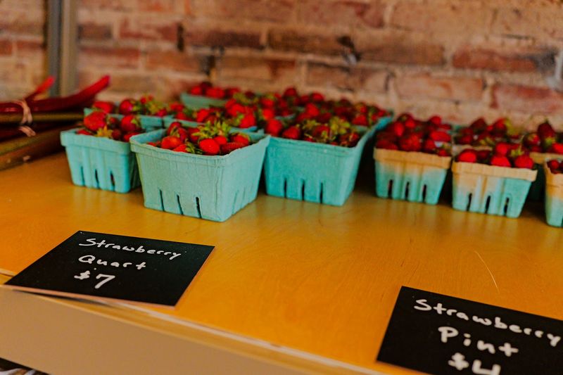 Hours That Make It Easy