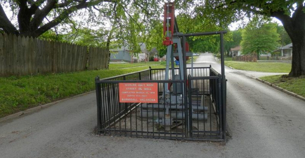 A Historic Oil Well Still Stands in the Center of This Oklahoma Town