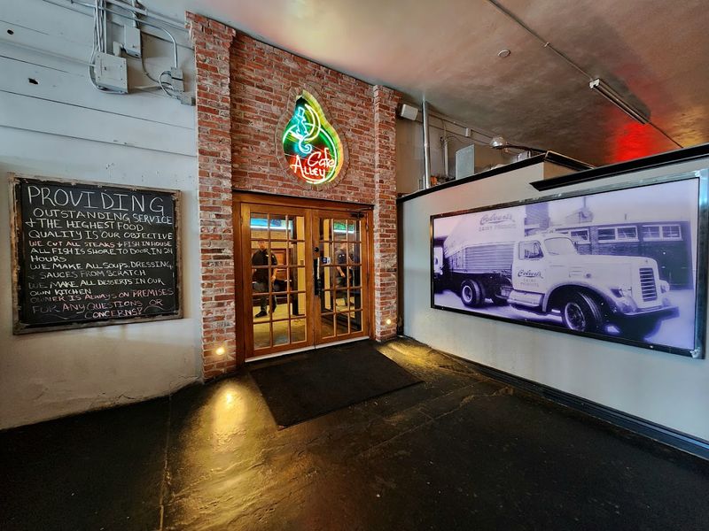 The Atmosphere That Keeps People Coming Back