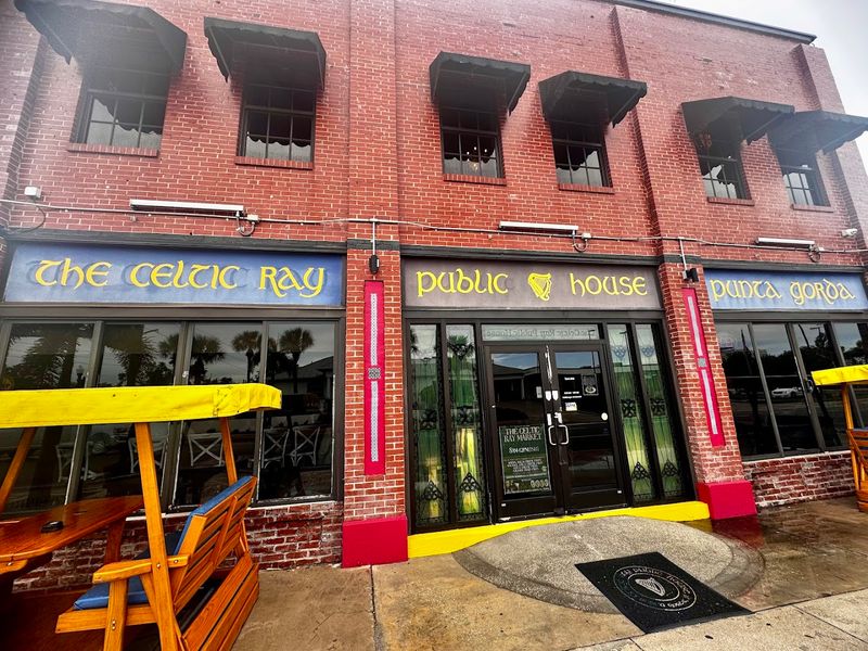 Where to Find Celtic Ray Public House