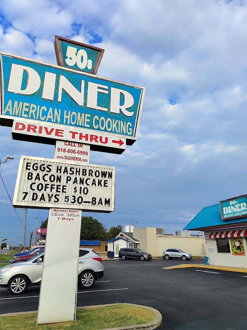 Tips for Your First Visit to 50's Diner