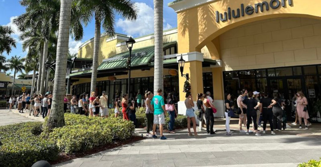 A Massive Sunrise Shopping Destination Packed with Outlet Deals, Dining Spots, and All-Day Entertainment