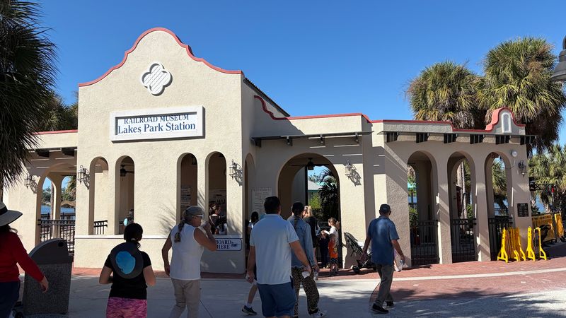 Operating Hours and Best Times to Visit