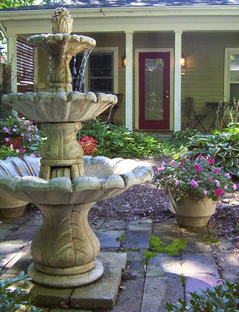 A Downtown Address That Keeps Its Secrets Well