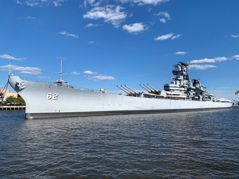 Just How Big Is 887 Feet, Anyway