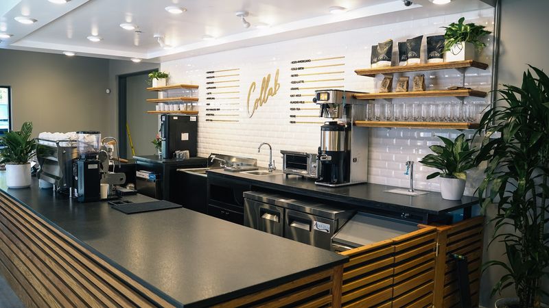 Why This Modest Shop Keeps Earning Its Stars