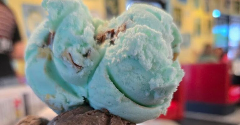 A Sweet Little Frostproof Spot Where Old-Fashioned Ice Cream Treats and Nostalgic Charm Steal the Show
