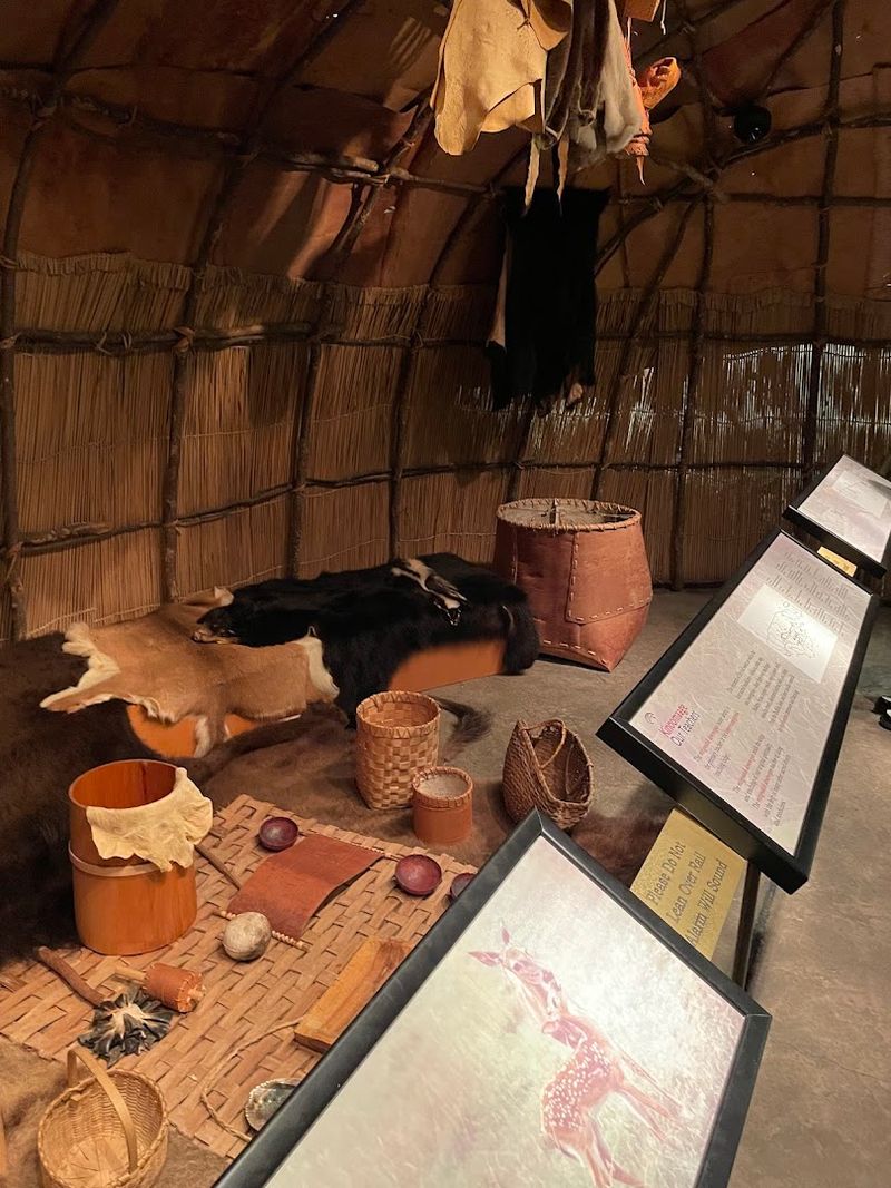 Good for families and solo visitors