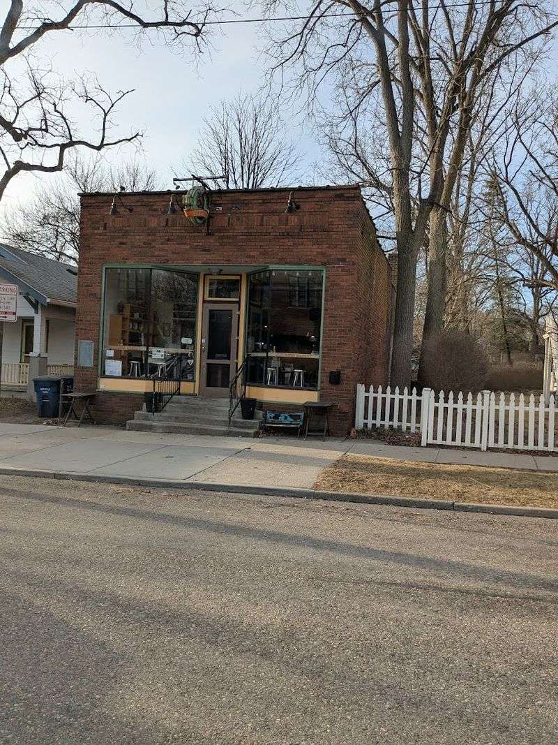 Useful tips before you show up hungry