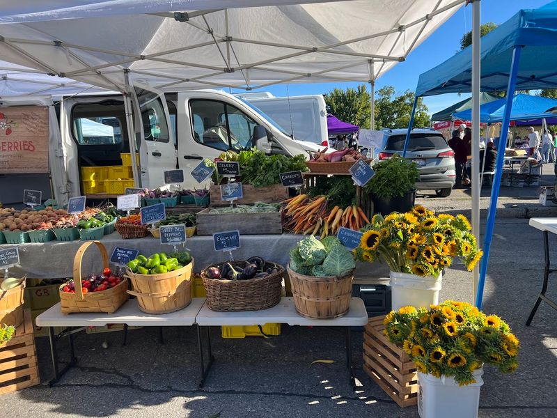 Sara Hardy Downtown Farmers Market