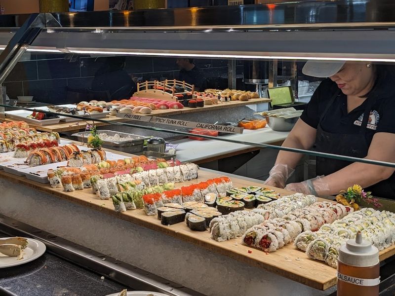 Harbor Seafood Super Buffet — Phoenix