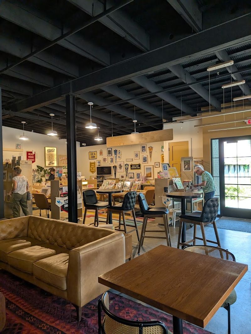 A social hub without the noise