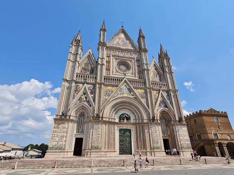 Orvieto – Hilltop Escape in Umbria