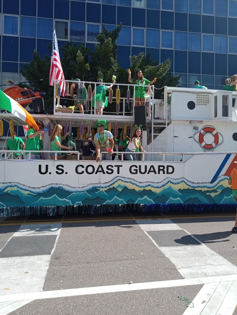 Floats and Creative Costumes