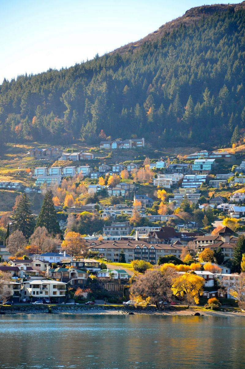 Queenstown, New Zealand: Autumn's Underrated Glow