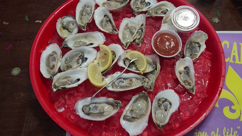 Oysters, Crab, and the Raw Bar Experience