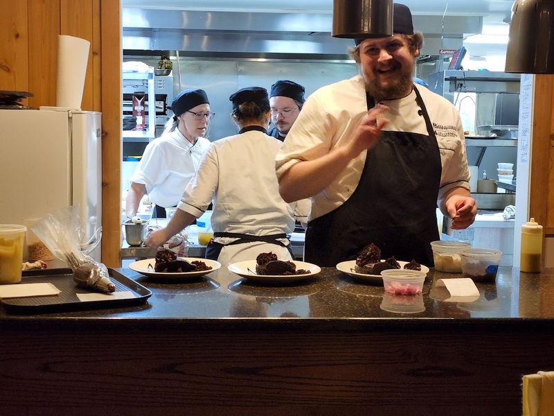 A Smart Stop for Curious Travelers