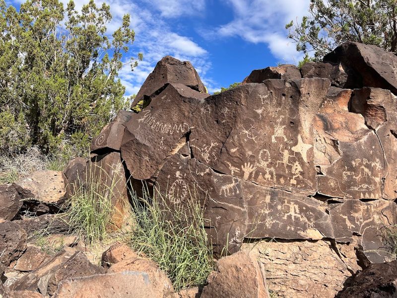 La Cieneguilla Petroglyphs