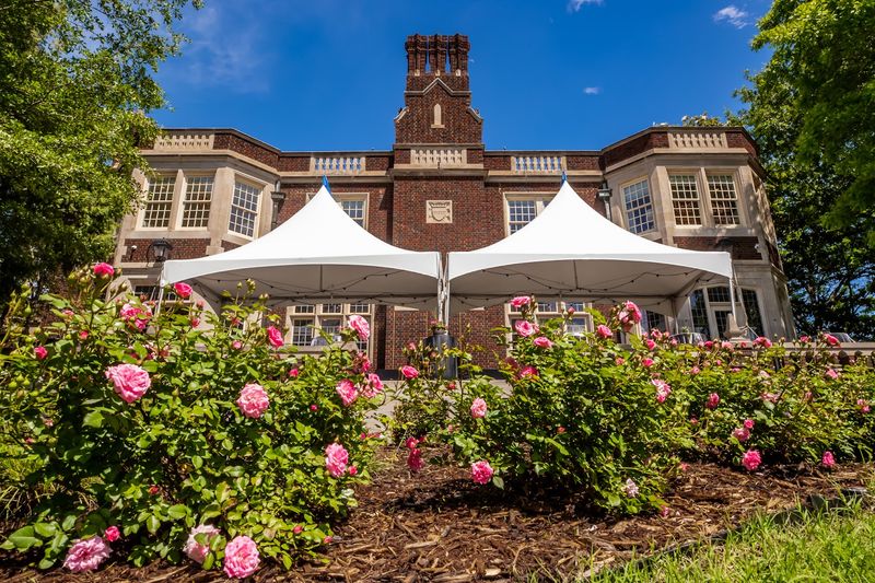 A Wedding Venue That Sets the Bar High