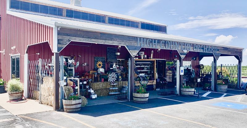Green Bluff Country Store – Mead, Washington