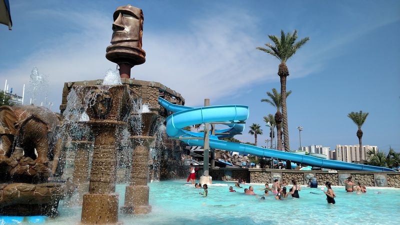 Is Big Kahuna's Destin Worth the Trip