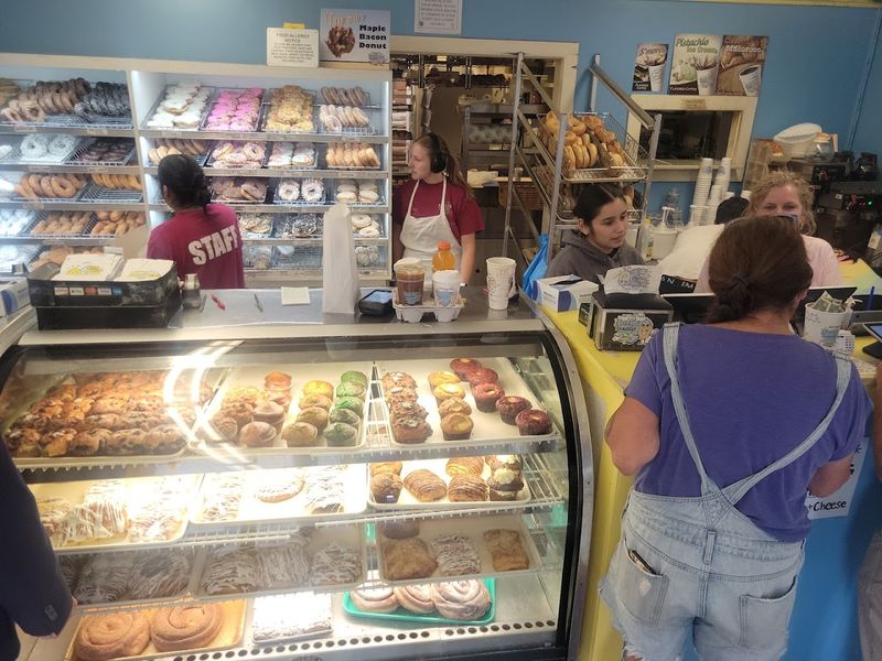 Connecticut – Neil’s Donuts (Wallingford)
