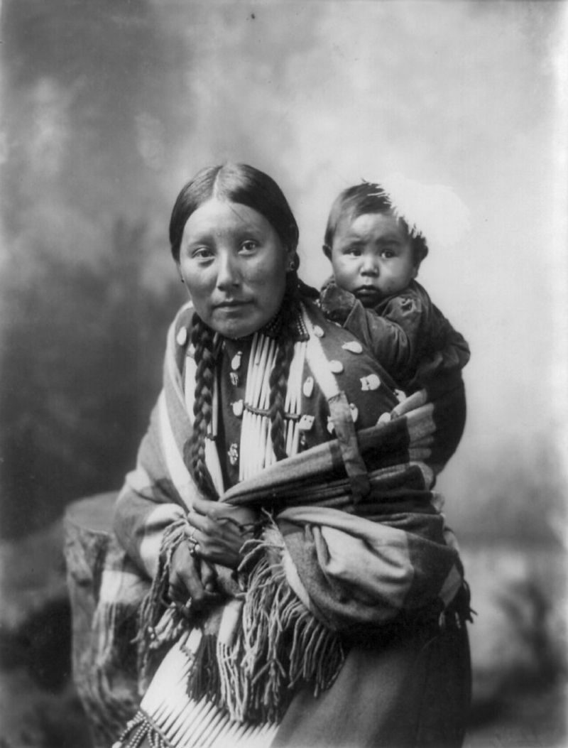 Sioux (Lakota, Dakota, Nakota)