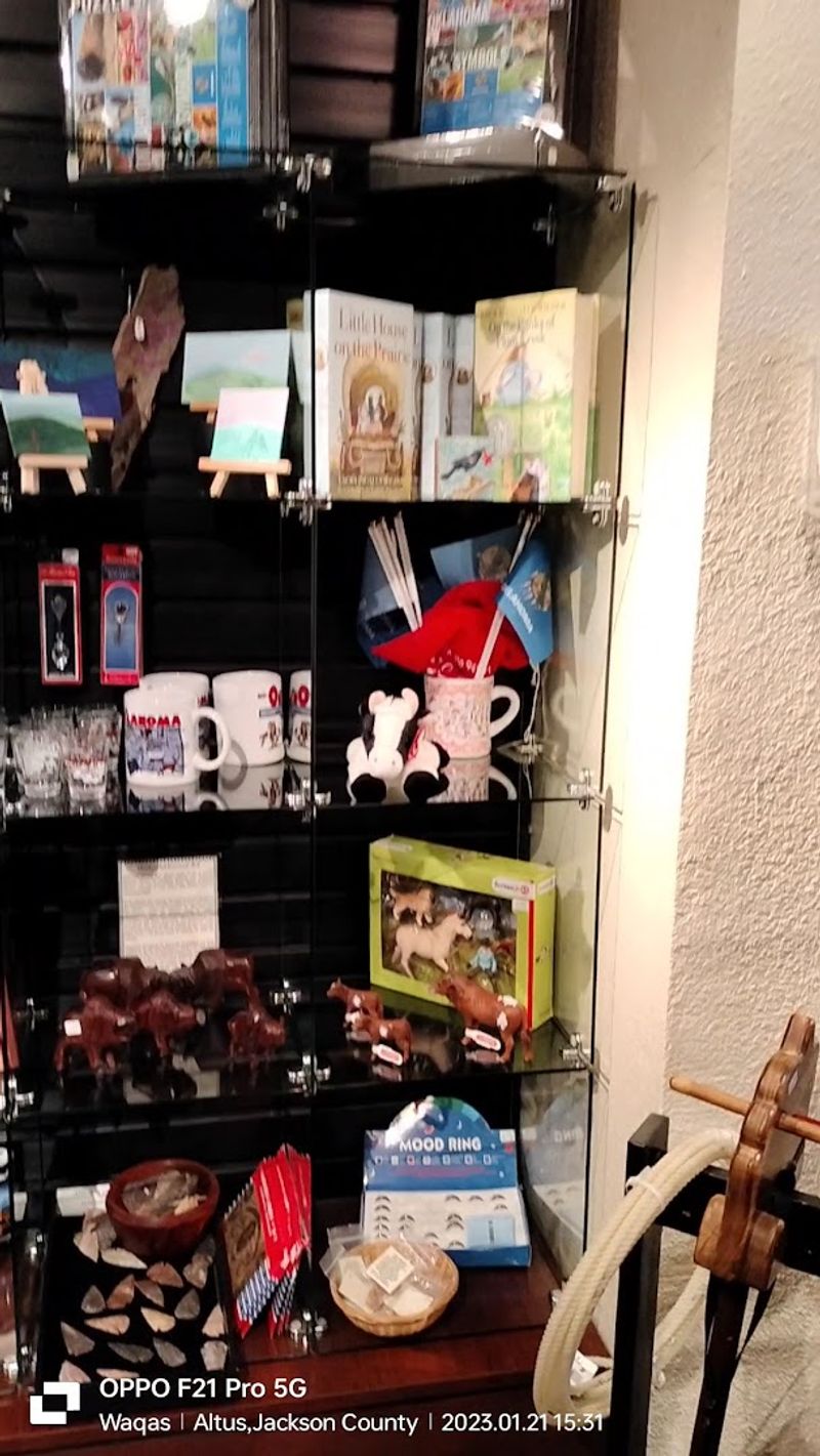 The Gift Shop: Small but Seriously Thoughtful