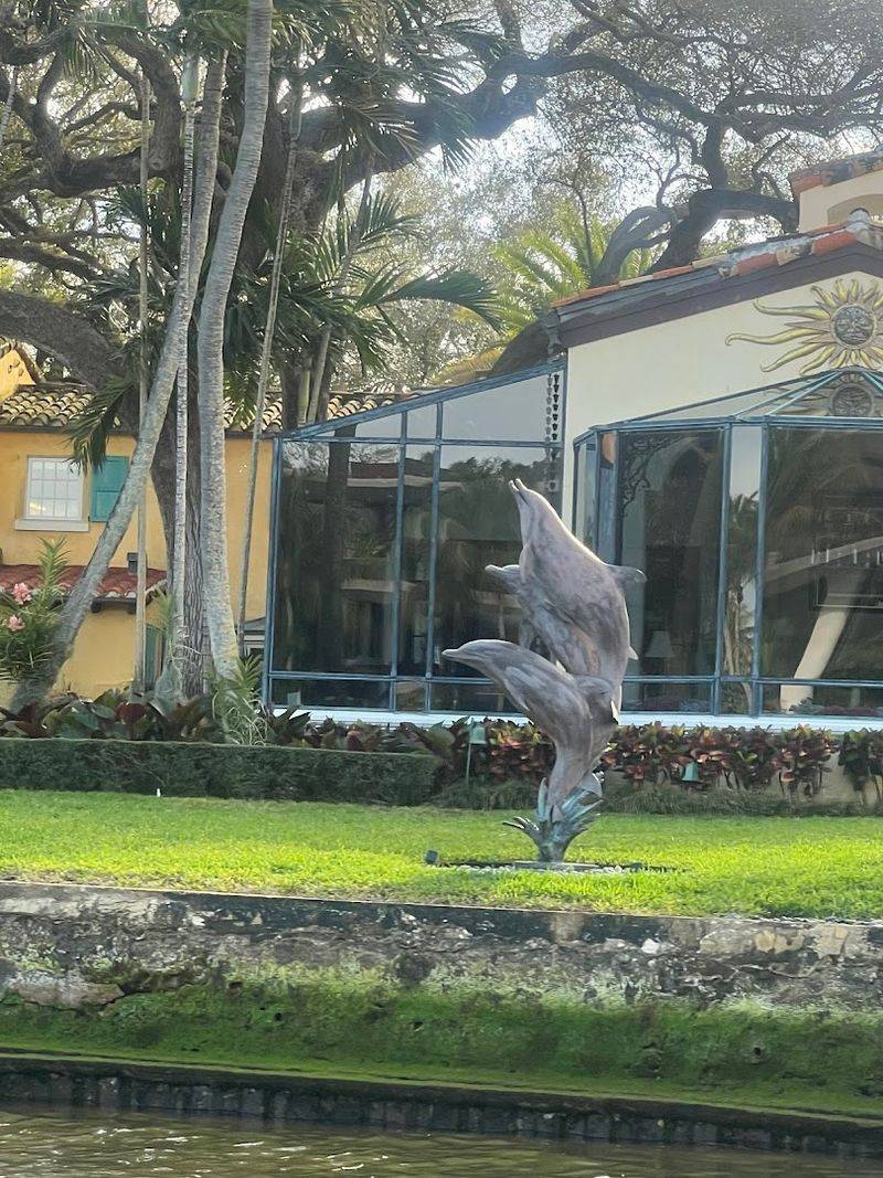 Operating Hours and Booking Information