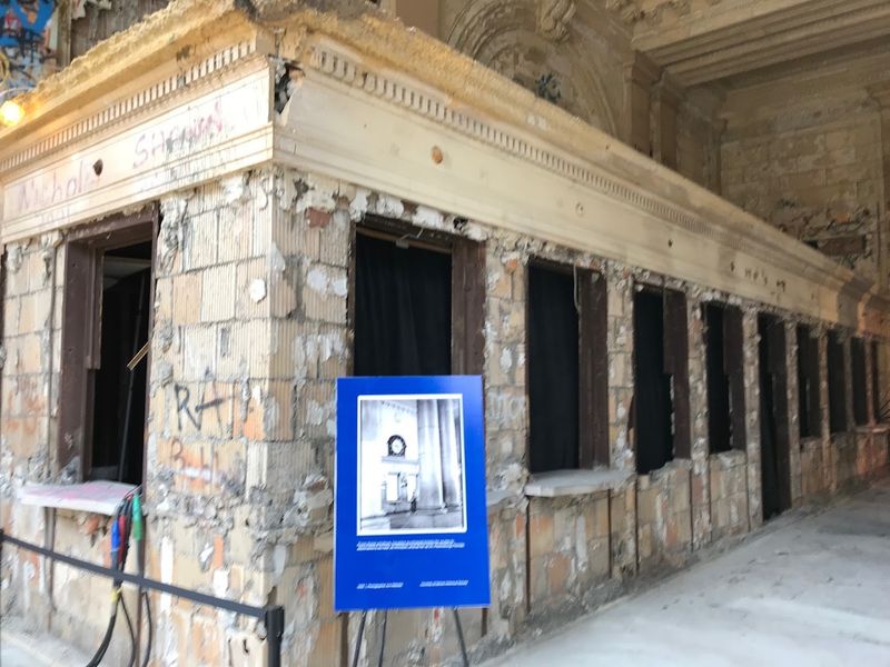 The details reward slow looking