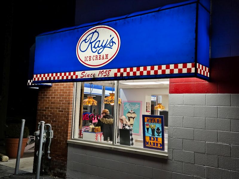 Ray’s Ice Cream, Royal Oak