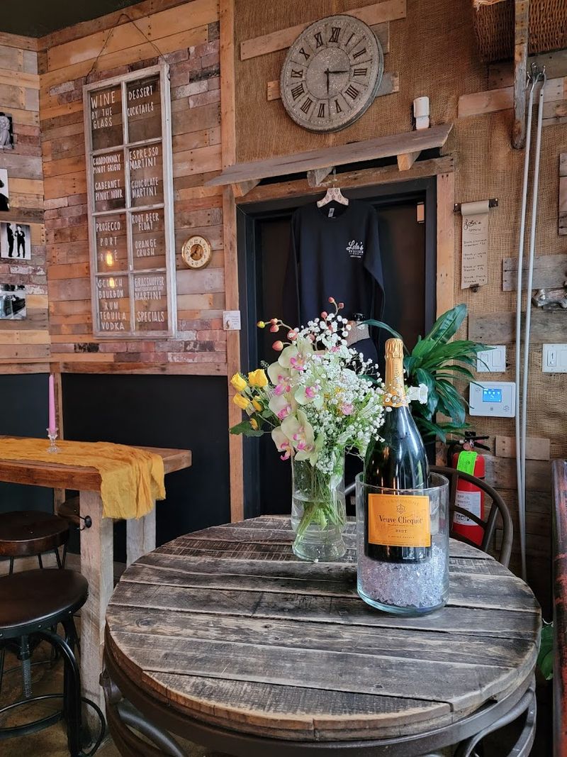 A Spot That Works for Different Occasions