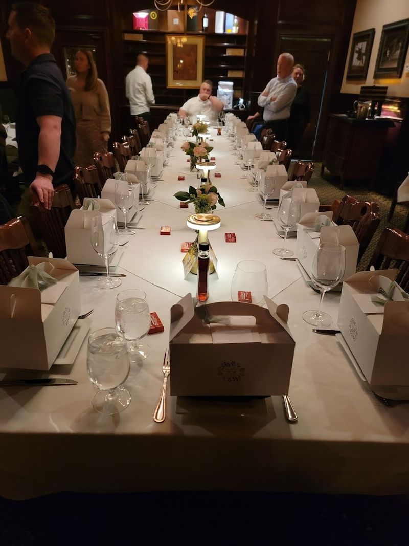 Service Style and What to Expect from the Staff