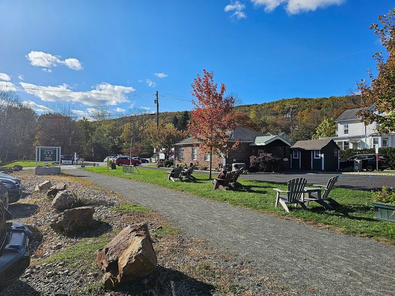 The Columbia Trail Connection